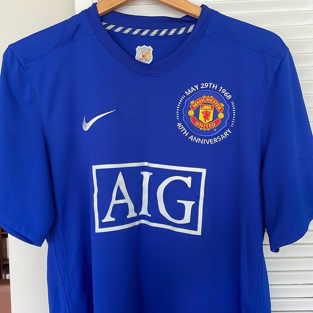 Manchester United 2008-09 special Champions League 40th anniversary jersey. Sz L
